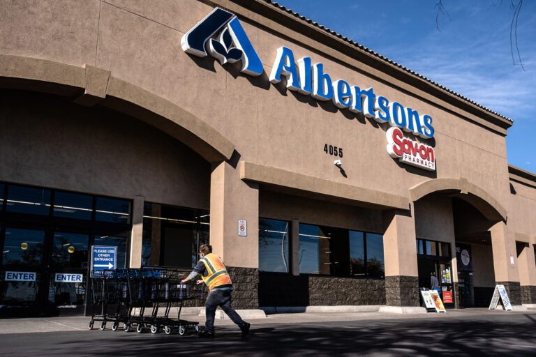 AutoZone Hours of Operation [Updated 2024] iHour Information