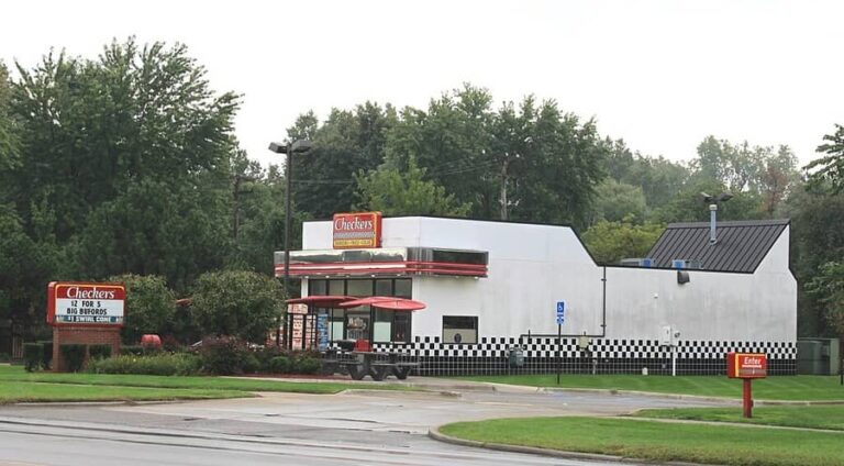 Checkers or Rallys Restaurant Near Me Your Ultimate Guide