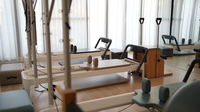 Top Benefits of Using a Foldable Pilates Reformer at Home