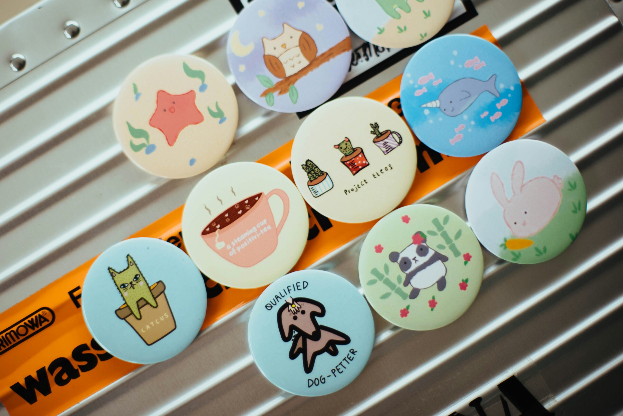 A Guide on How to Design Pin Badges That Will Promote a Business